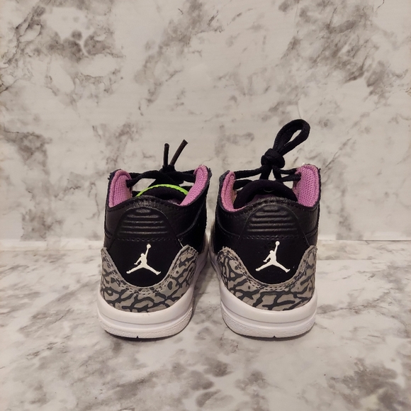 Pre-owned 2020 Jordan 3 retro - Picture 5 of 9